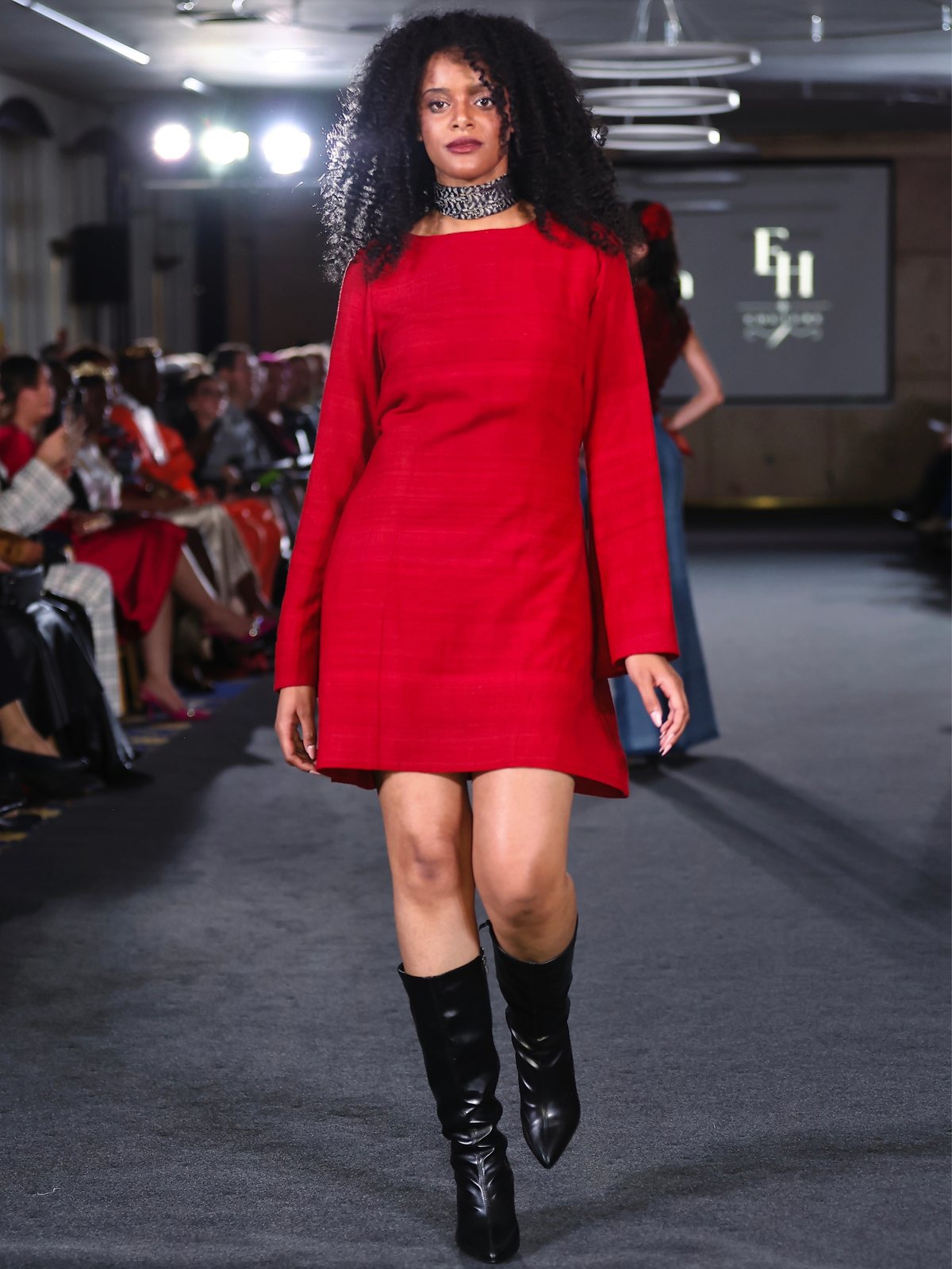 SEALIAH — Look 5