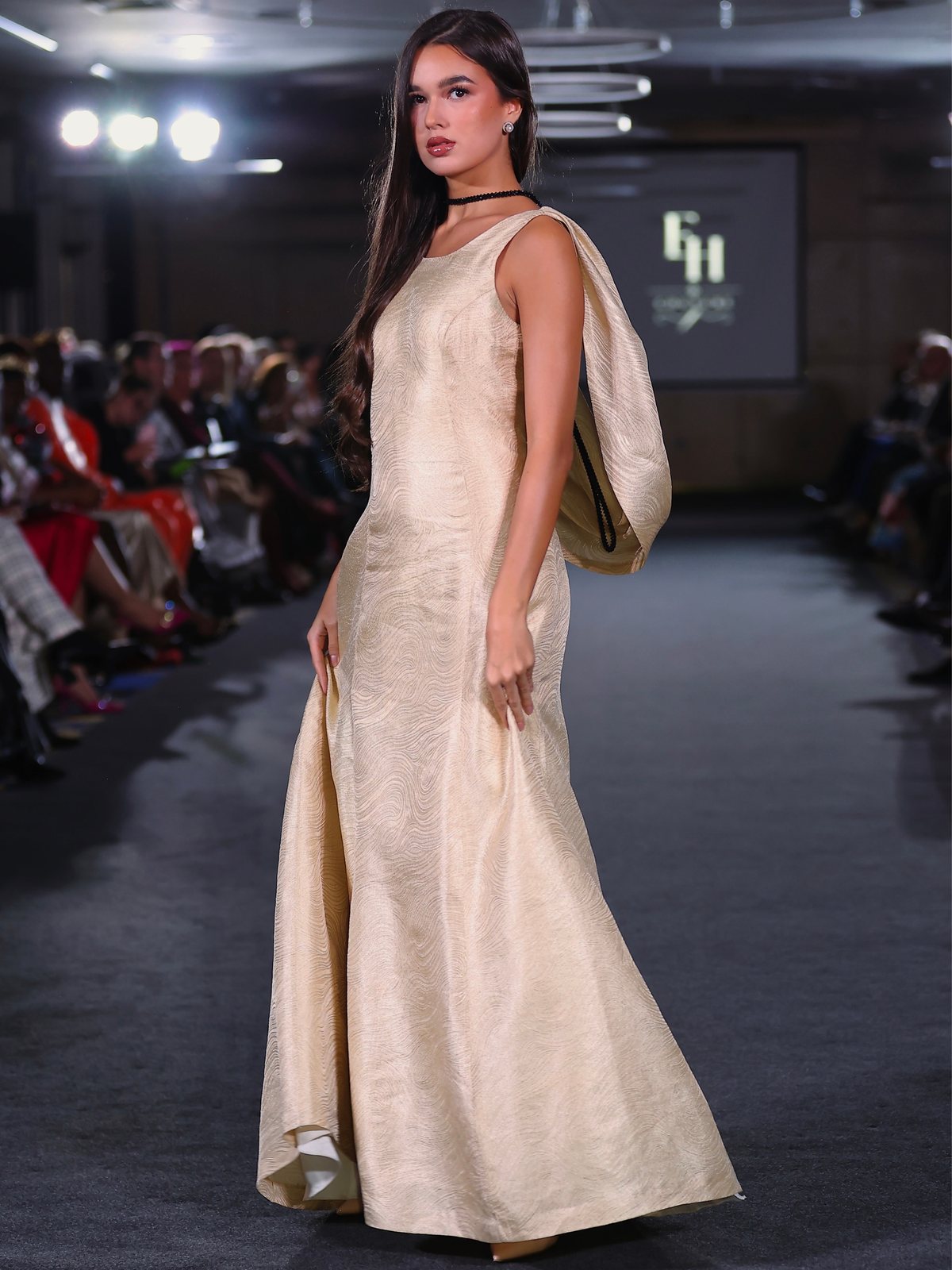 SEALIAH — Look 7